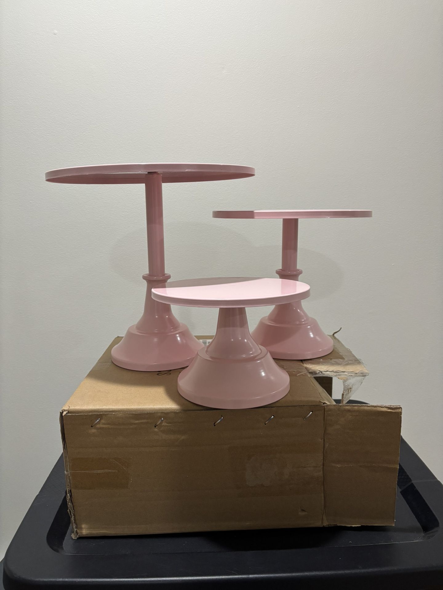3 Piece Pink Metal Cake Stands!