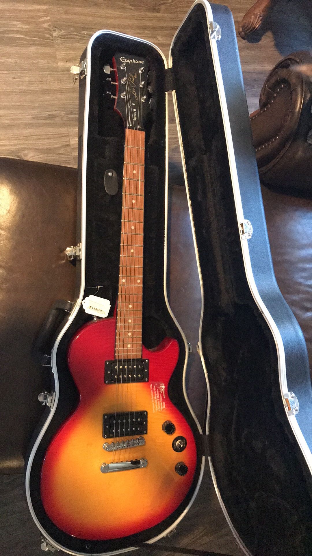Electric guitar for sale