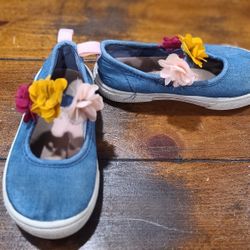 Carter's Size 8 Girls Shoes 