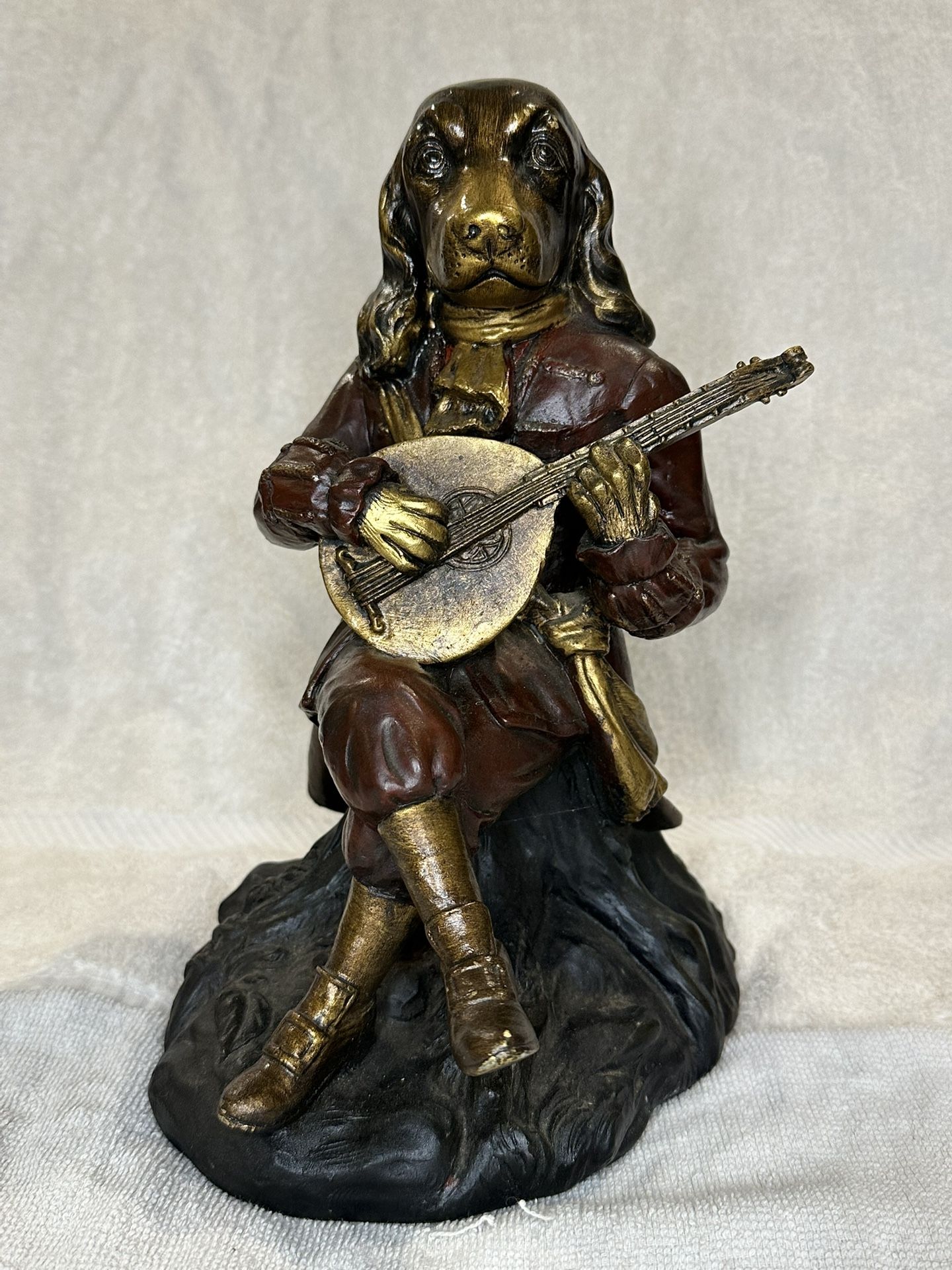 Whimsical TMS Statue of Dog Playing Guitar Rue De Paris Large heavy Resin!