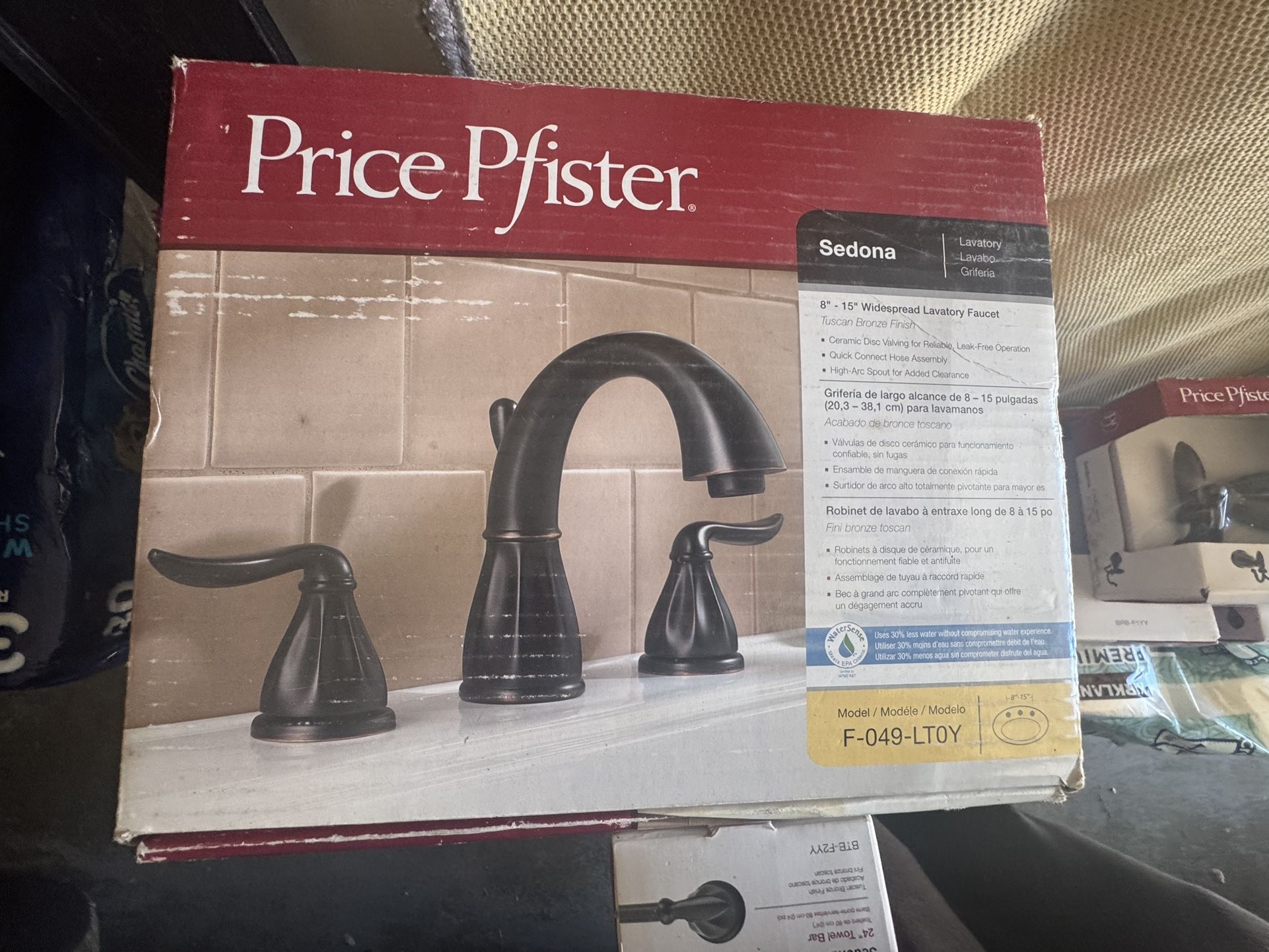 Pfister SEDONA bathroom Sink Faucet 8-15 In Widespread New