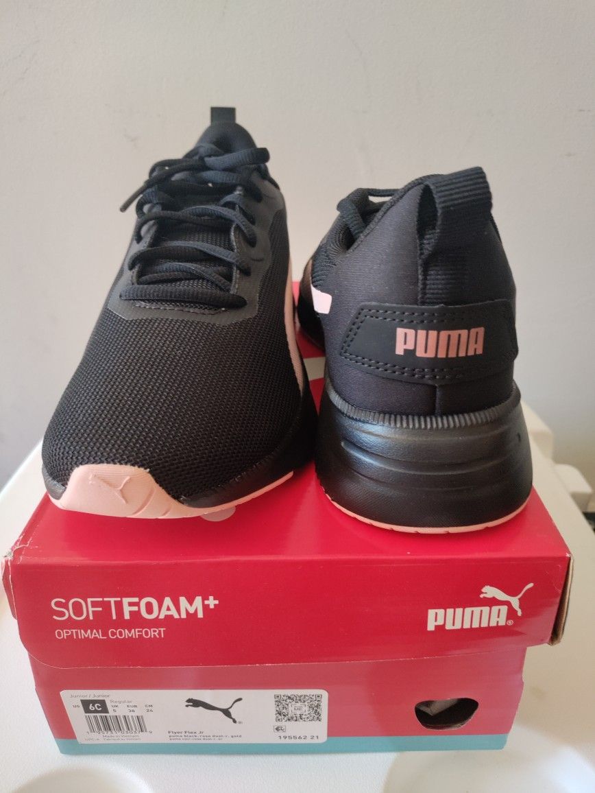 Puma Shoes Soft Foam Junior 6C