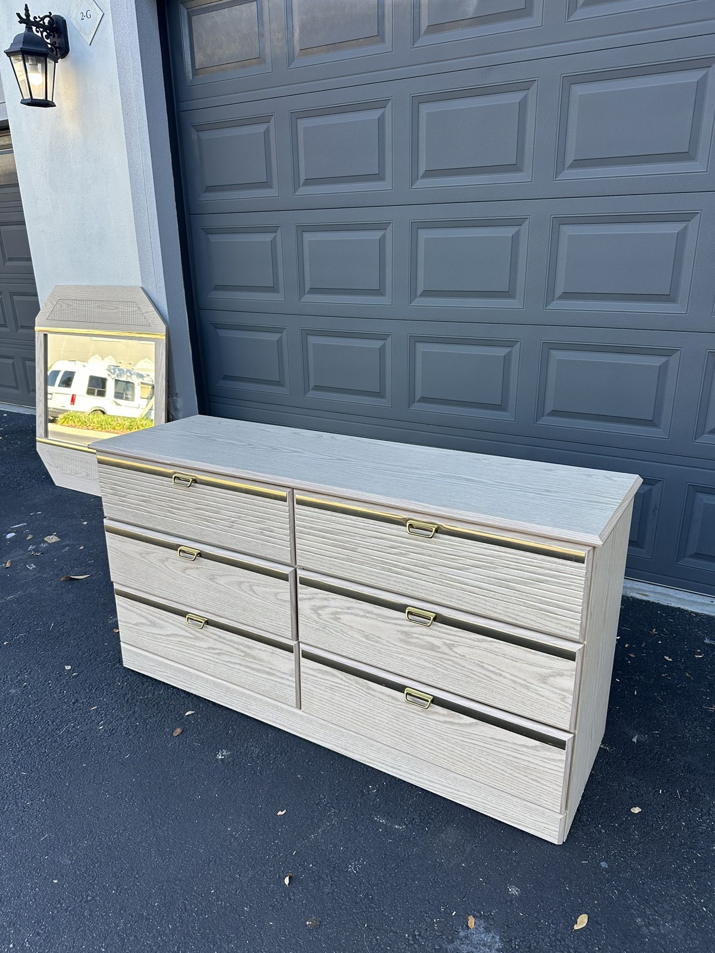 Perdue Dresser & Mirror Set – Ashy Beige Wood Grain Finish (Made in USA)