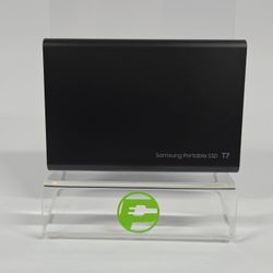 Samsung compact, credit-card sized MU-PC1TOT 1TB USB 3.2 Gen 2 interface 