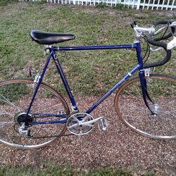 Puch Pathfinder Series 1 10" Speed Bicycle & Helmet 