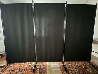Black Three-Panel Divider