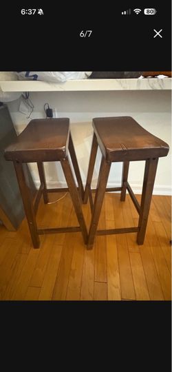 Coaster Fine Furniture Wood Barstools 30””   Wood brown color.   Set of 2 bar stools.  - reduced