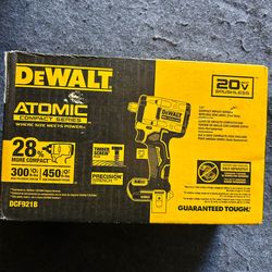 ATOMIC 20V MAX Cordless Brushless 1/2 in. Variable Speed Impact Wrench