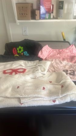 Girls lot shirts $8
