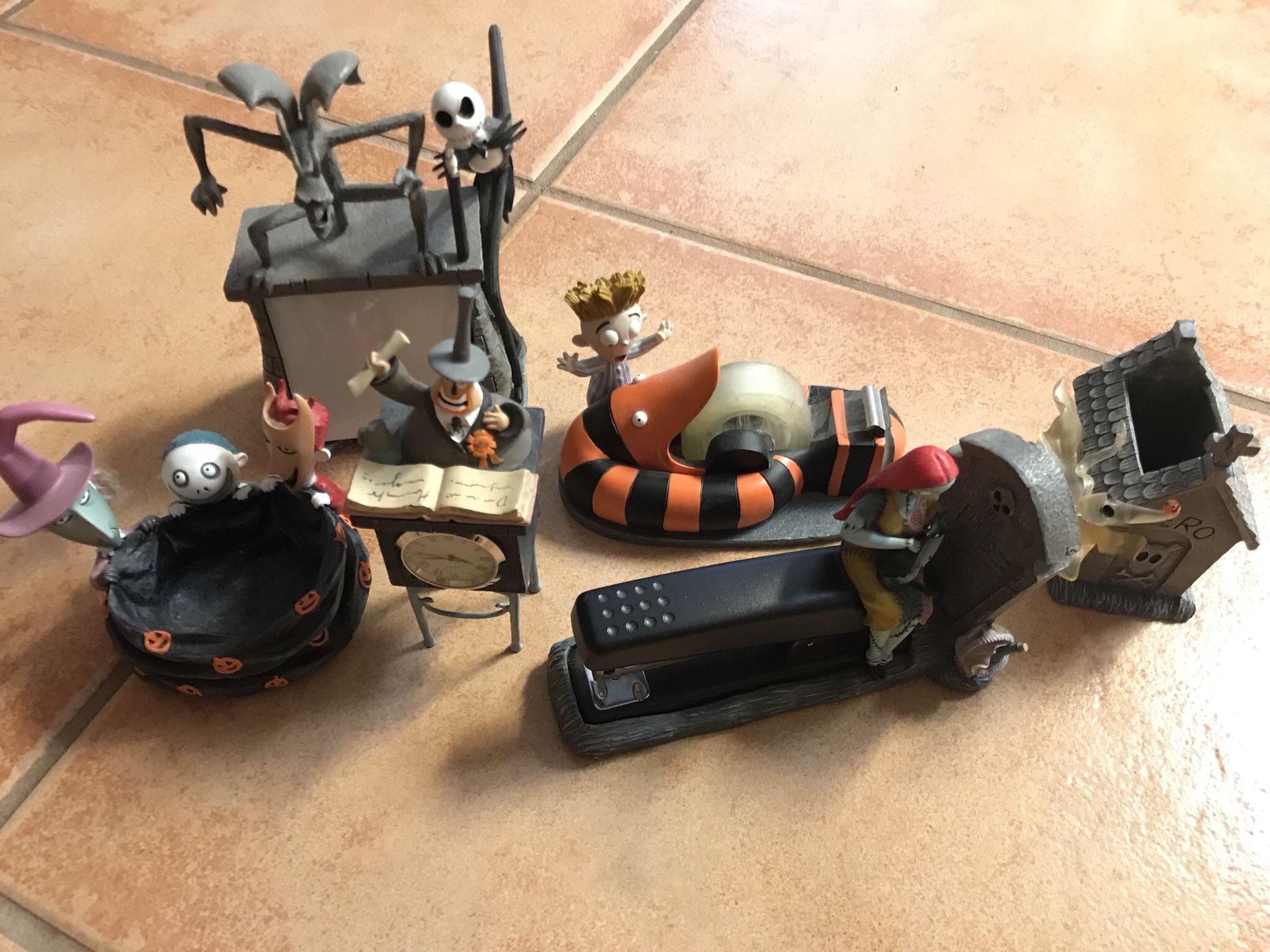Nightmare Before Christmas desk set