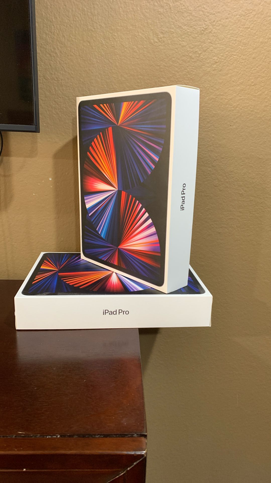 iPad Pro Boxes