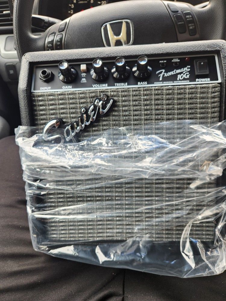 Fender Squier AMP
