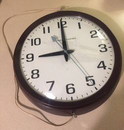 Vintage General Electric Electric wall clock