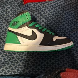 Nike Dunks Mid Lucky Green Size 6