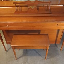 Free Piano , Des Moines