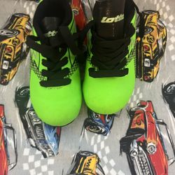 Soccer Shoes Toddler Size 8