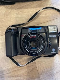 Vintage Minolta Freedom Zoom 90 35mm Film Camera
