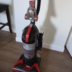 Dirt Devil Vacuum Cleaner 