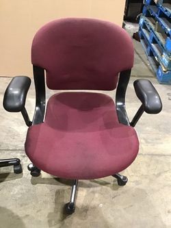 Herman Miller Equa Red/Black Office Swivel Arm Chair