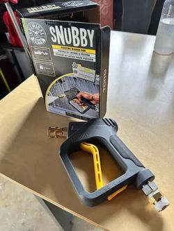 Snubby Pressure washer gun