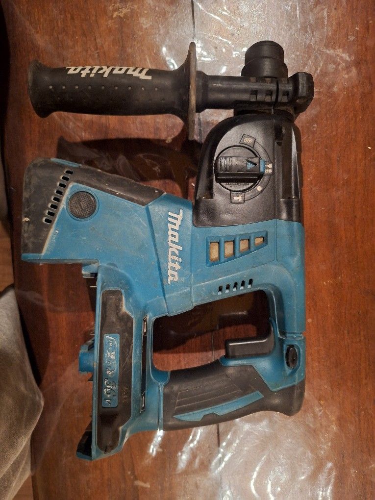Makita 18v Rotary Hammer