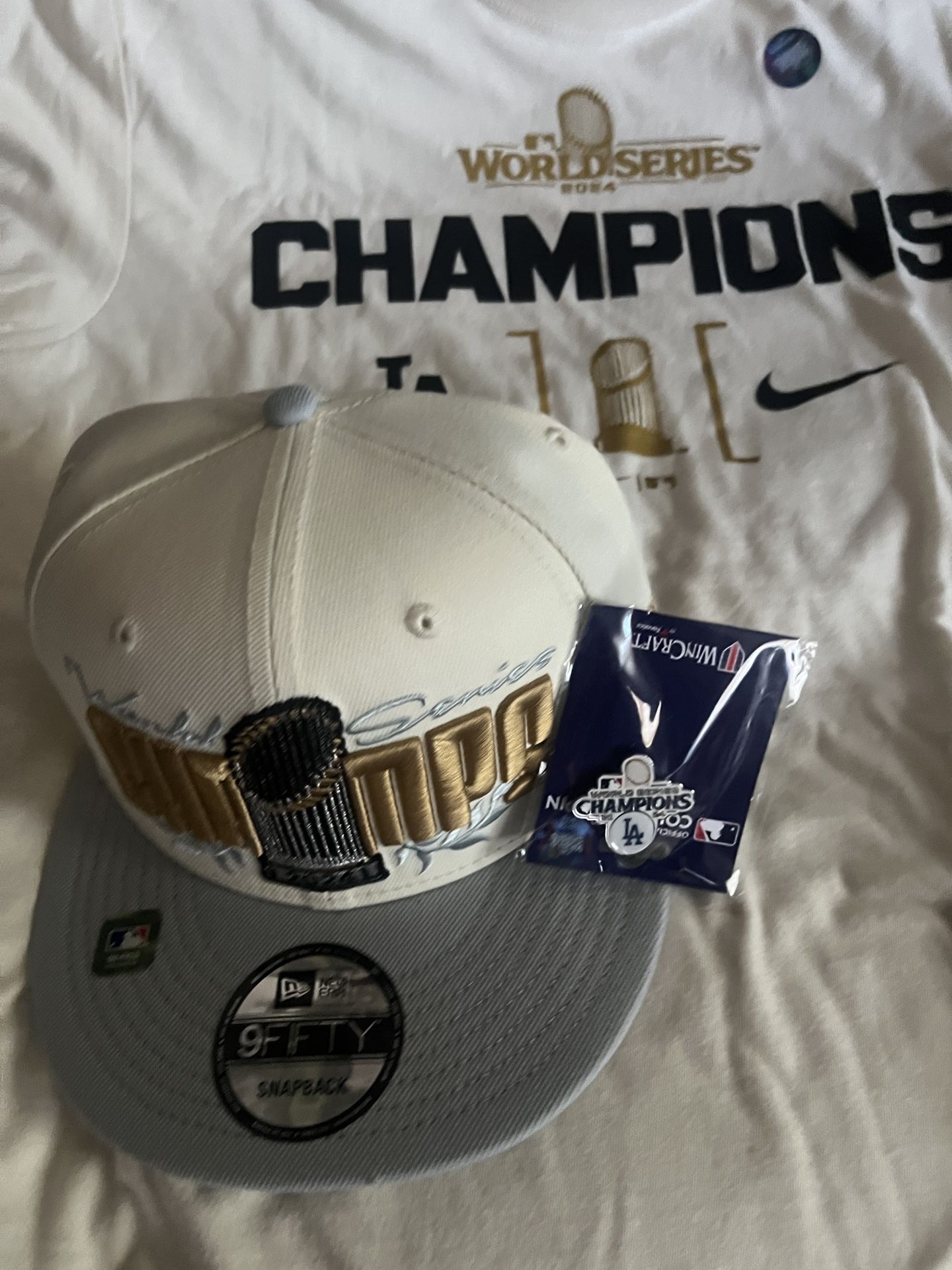 Lot Of (3) Dodgers 2024 World Series Champions Bundle Parade Hat + Pin + Shirt 