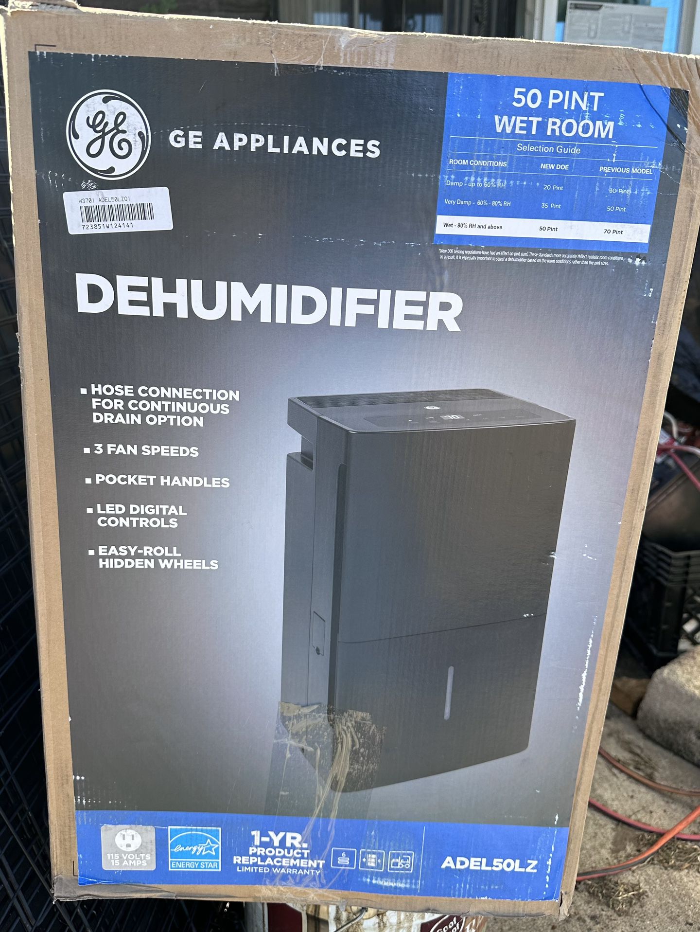 New GE 22 pt. Dehumidifier with Smart Dry 