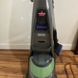 Bissell Deep Clean Professional PET Carpet Cleaner