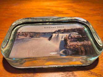 Niagara Falls Paperweight