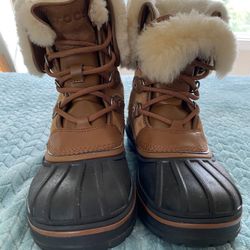 Crocs Snow Boots