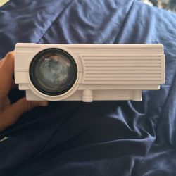 Home Theater Projector 