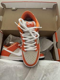 Nike SB Dunk Low Orange Box for Sale in Las Vegas, NV - OfferUp