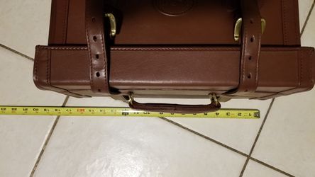 (King Ranch) Brown Leather Box with buckles (Satchel) *NEGOTIABLE*