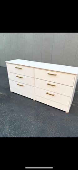 New White 6 Drawer Dresser For Sale‼️