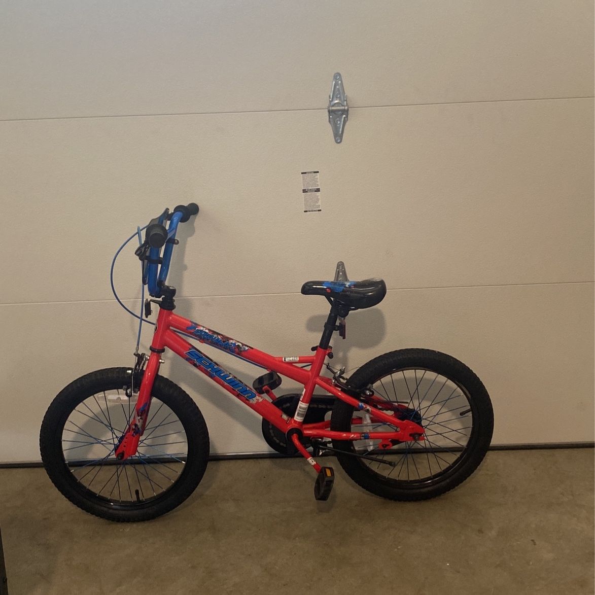 schwinn 18 inch bike firehawk