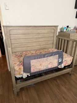 Crib and Kids Toddler Bed with Rail Guard plus matress
