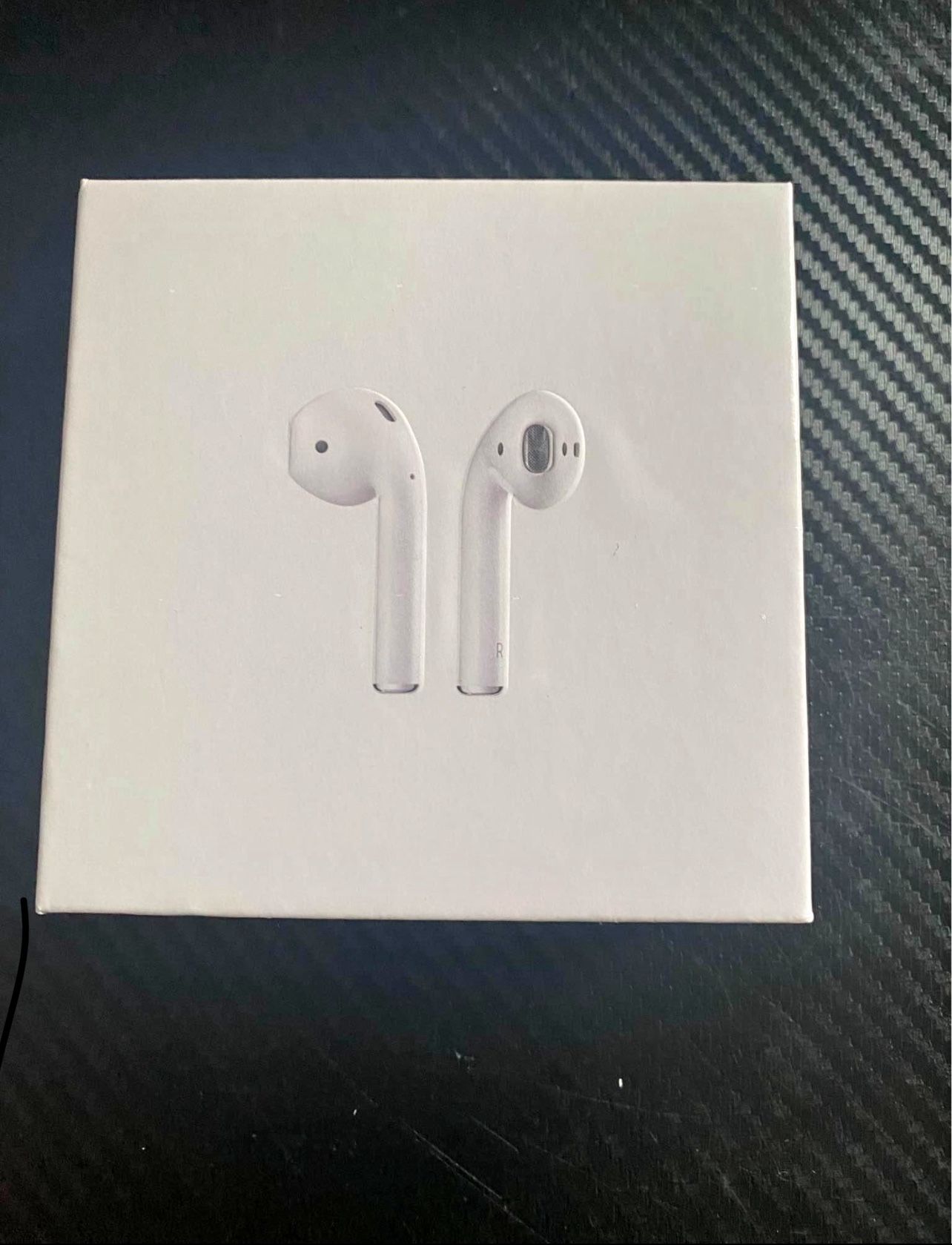 Apple AirPods Generation 2 White Charging Case.