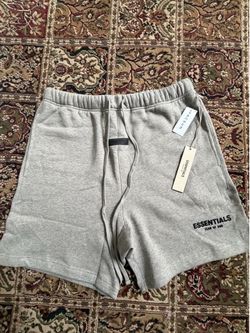 Brand new medium dark oat essentials shorts