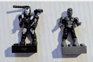 Mega Bloks Marvel Armored Spider-Man and Iron Machine Minifigures HTF.  Nice !!!
