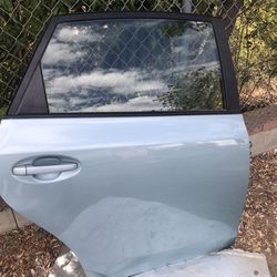 2012-2017 Toyota Prius Rear Right Passenger Door 