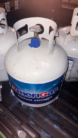 PROPANE TANK (FULL) 20$