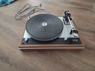 Vintage Thorens TD 160 Turntable