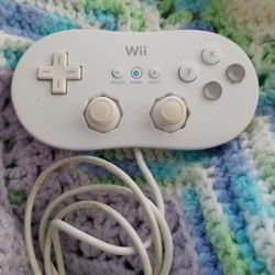 Nintendo Wii Game Pad Controller 