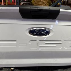 2023 Ford 150 tailgate 