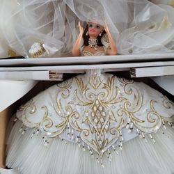 1992 Bob Mackie Empress Bride Barbie - Mint!