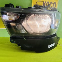 2019 - 2023 DODGE RAM 1500 HALOGEN HEADLIGHT LEFT DRIVER SIDE OEM (contact info removed)7AI TESTED BLACK HOUSING