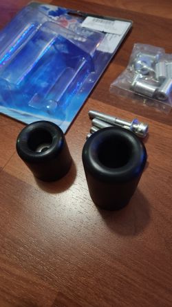 GSX-R 600/750 Frame Sliders (2008-2009)