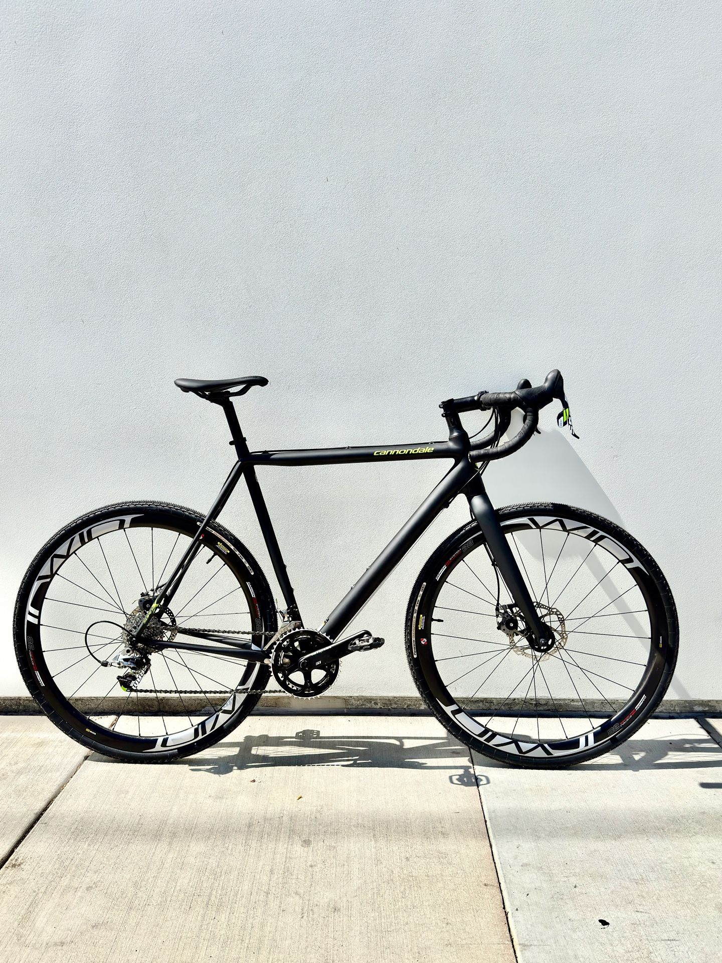 🦖Cannondale Super X ⚫️ Black Inc Edition⚫️ SRAM RED 🔺 Carbon Wheelset 🏎️ Gravel / CX / Road Bike _ Size 56