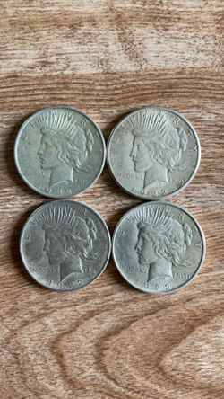 4   1922 United States Peace Silver Dollars    90% Silver