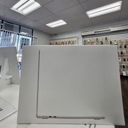 Apple MacBook Air 13 Inch M2 Chip Laptop - $1 To Take it Home same Day and Pay the Rest later!